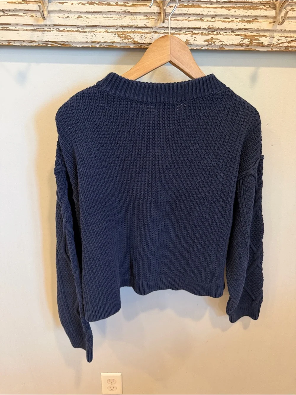 Quince 100% Organic Cotton Cropped Cable Crew Sweater‎ Size Large